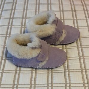 L.L. Bean Lavender Kids Slippers